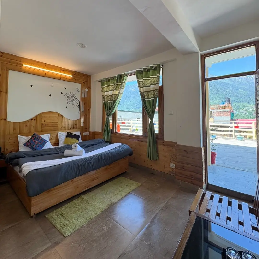 4 star hotel in Manali Mall Road